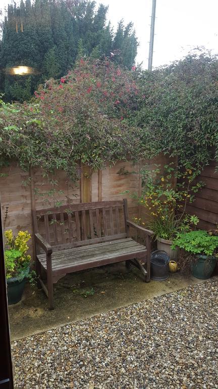 The Hideaway Suite Holiday Home Colchester Bagian luar foto